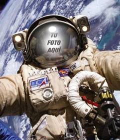 Fotomontaje de astronauta en un paseo espacial para poner tu foto