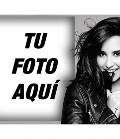 Fotomontaje con la cantante Demi Lovato para subir tu foto