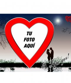 Postal de San Valentín Amor en el lago, con forma de corazón rojo