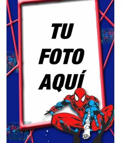 Marco de fotos infantil de Spiderman con rojos y azules en una telaraña