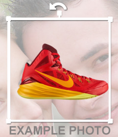 Pegatina de una zapatilla deportiva de la selección española de baloncesto