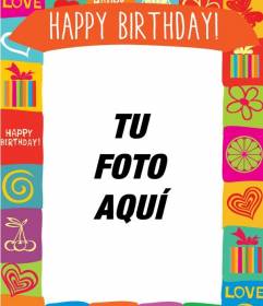 Con este marco podrás crear una postal de cumpleaños divertida con dibujos de colores, regalos, corazones, flores y mariposas además con el texto Feliz cumpleaños en la parte superior