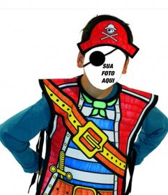 Fotomontagem de traje do pirata criança a colocar um rosto