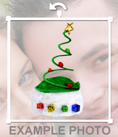 Chapéu de Natal em forma de árvore de Natal para golpear acima de seus amigos