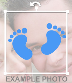 Etiqueta de duas pegadas do bebê para suas fotos