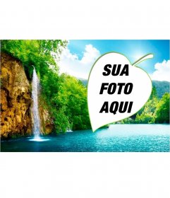 As florestas e cachoeiras em uma colagem natural emoldurado por uma folha