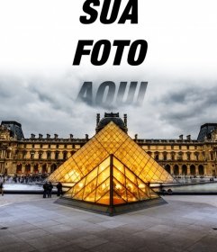 Museu do Louvre em Paris Postal para personalizar com sua foto