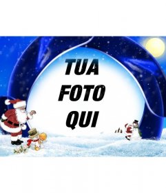 Cartolina di Natale sfondo blu e la neve in cui inserire l"immagine, sono Babbo Natale, un ragazzo e pupazzi di neve