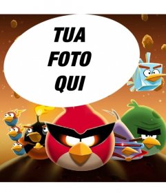 Collage su Angry Birds nello spazio con gli uccelli famosi vestito! Xxx Metti la tua foto preferita facilmente e gratuitamente in questa illustrazione di Angry Birds Space!