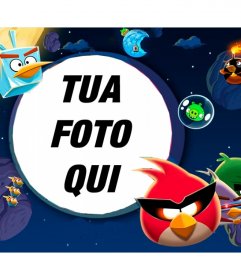 I bambini sotto Angry Birds nello spazio impostate nel gioco