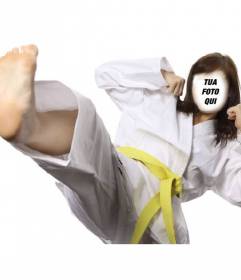 Fotomontaggio di una ragazza pratica del karate con un kimono bianco