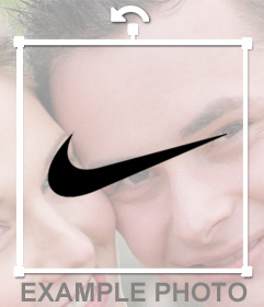 Adesivo gratis per incollare il logo NIKE sulle tue foto 