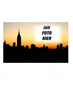 Legen Sie Ihr Foto Postkarte mit der Stadt New York in den Hintergrund. Foto hochladen und erstellen Sie die Karte aus und senden es an der gleichen Seite