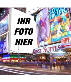 Fotomontage mit Plakaten in Times Square