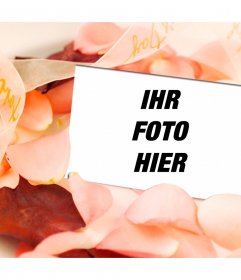 Liebe Foto-Effekt, um ein Bild auf einer Postkarte unter Rosenblättern setzen. Sehr romantisch