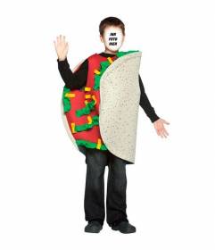 Fotomontage eines Kindes als Taco gekleidet, um Ihr Gesicht