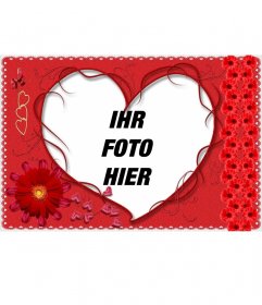 Postkarte mit roten Blumen und einem großen Herzen. Für Valentine