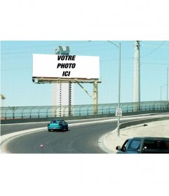 Bannière publicitaire sur la route pour faire un collage avec vos photos