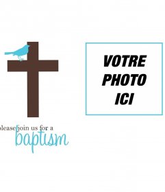 Carte postale avec loiseau croix et bleu pour une invitation de baptême