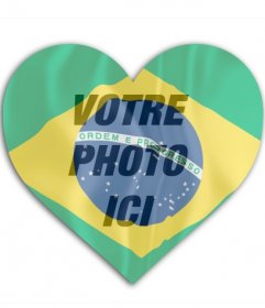 Photomontage de mettre le drapeau brésilien en forme de coeur avec votre photo en
