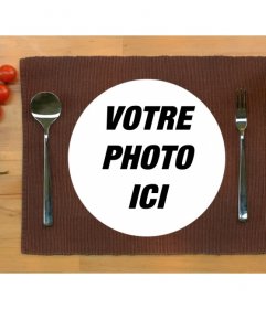 Mettez votre image dans une assiette de nourriture servie à la table avec ce montage photomontages en ligne Fun