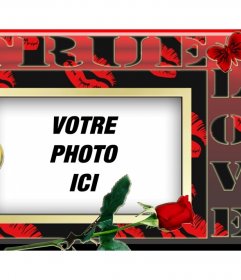 Donnez à votre partenaire une photographie à lintérieur de ce cadre rouge avec des coeurs et une rose rouge