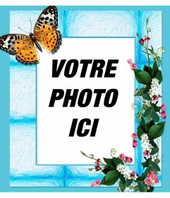 Cadrer votre photo avec des fleurs et des papillons sur un fond bleu