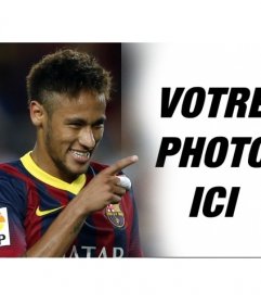 Neymar Jr. photomontage avec le joueur de football de pointage et souriant à la photo que vous téléchargez
