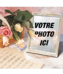Cadre pour des photos en ligne où vous pouvez mettre votre photo dans un cadre photo avec un panier de roses et une partition de musique