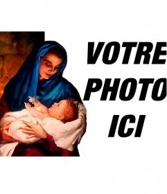 Cadre photo avec la Vierge et de Jésus Christ né le regardant dans tendrement