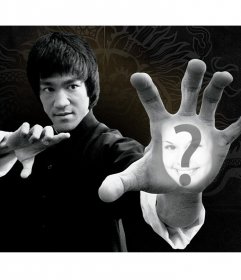 Tu foto en la mano de Bruce Lee haciendo una pose de karate 